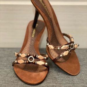 Enzo Angiolini Sandels